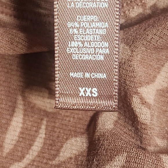 SKIMS ( Latte Swirl-RARE) Summer Mesh Mock Neck Bodysuit -NWT/XXS, 3X - Picture 8 of 15